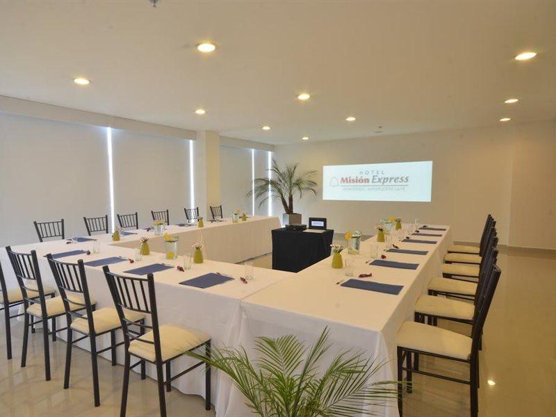 Mision Express Monterrey Aeropuerto La Fe Hotell Apodaca Eksteriør bilde
