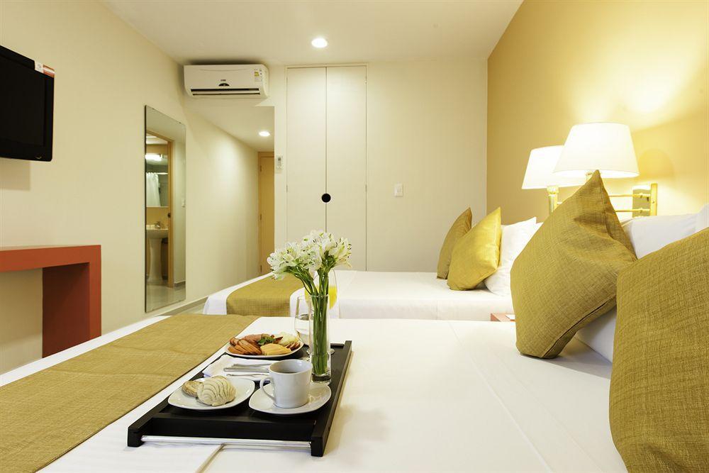 Mision Express Monterrey Aeropuerto La Fe Hotell Apodaca Eksteriør bilde