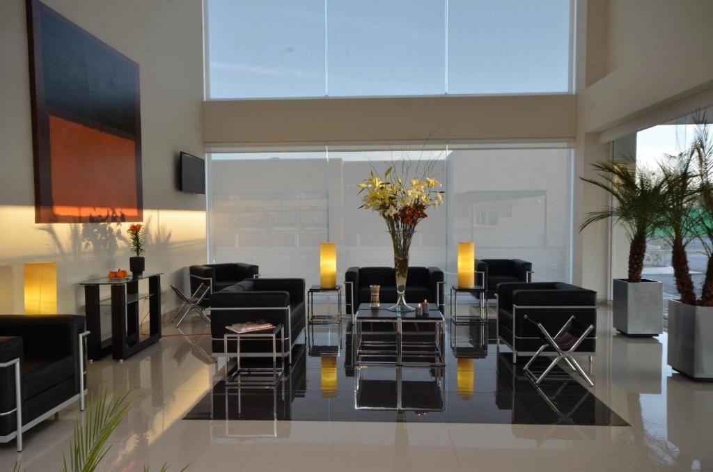 Mision Express Monterrey Aeropuerto La Fe Hotell Apodaca Eksteriør bilde