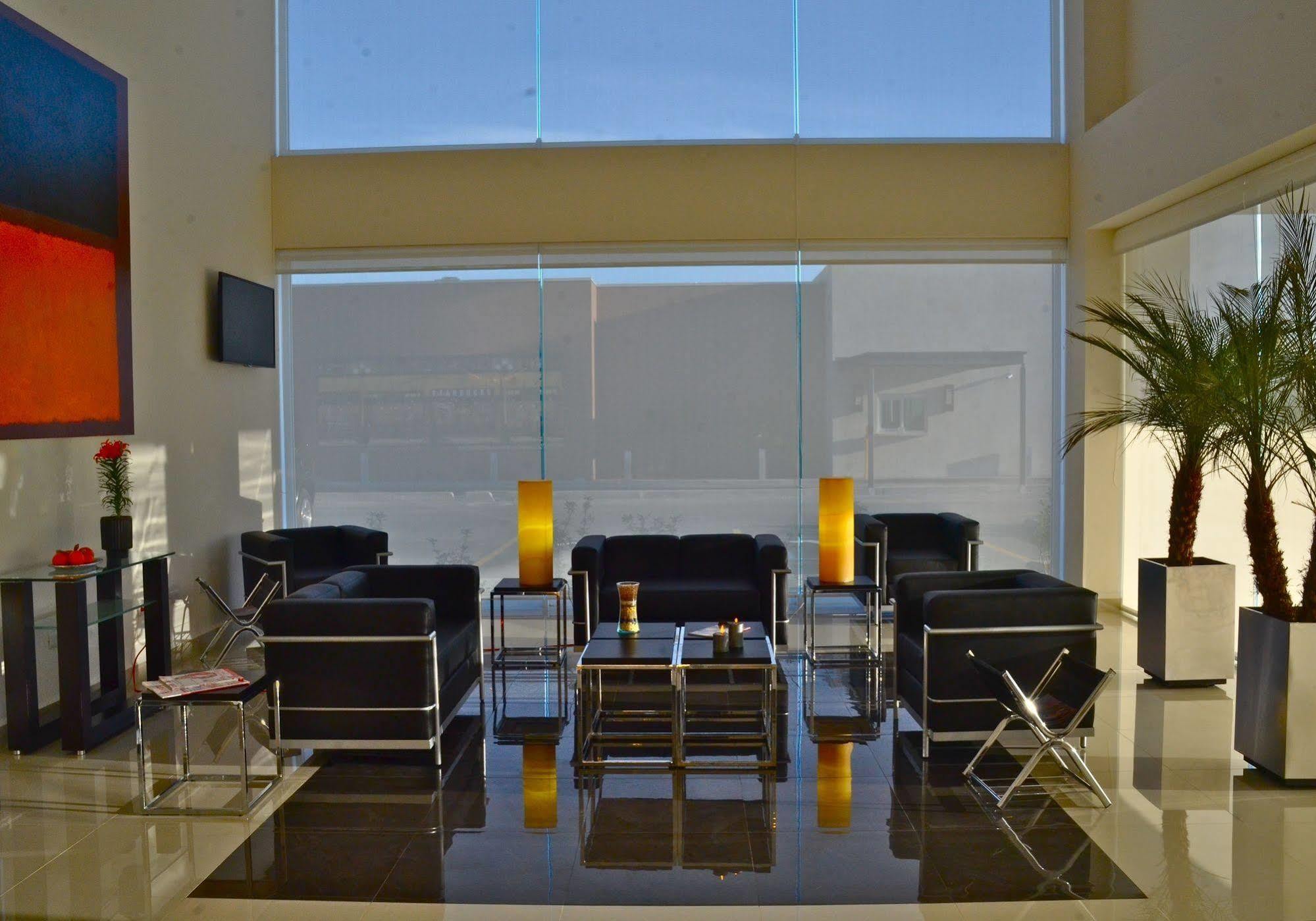 Mision Express Monterrey Aeropuerto La Fe Hotell Apodaca Eksteriør bilde