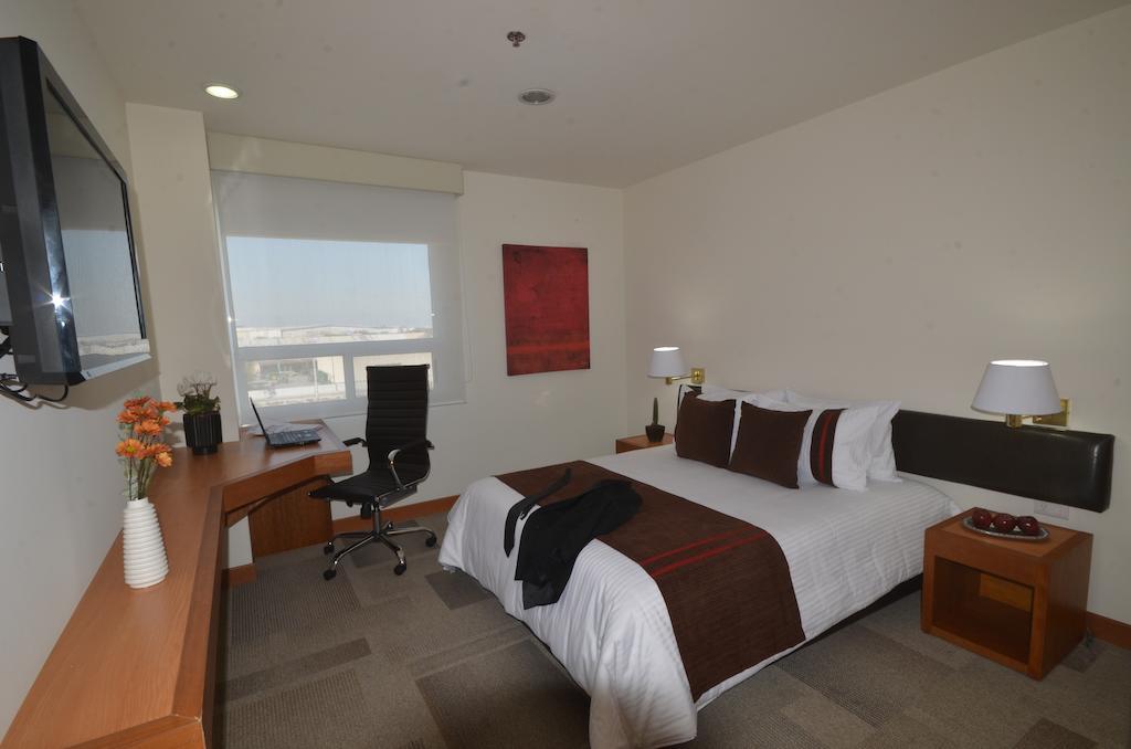 Mision Express Monterrey Aeropuerto La Fe Hotell Apodaca Rom bilde