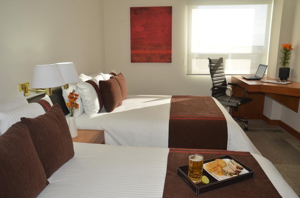 Mision Express Monterrey Aeropuerto La Fe Hotell Apodaca Rom bilde